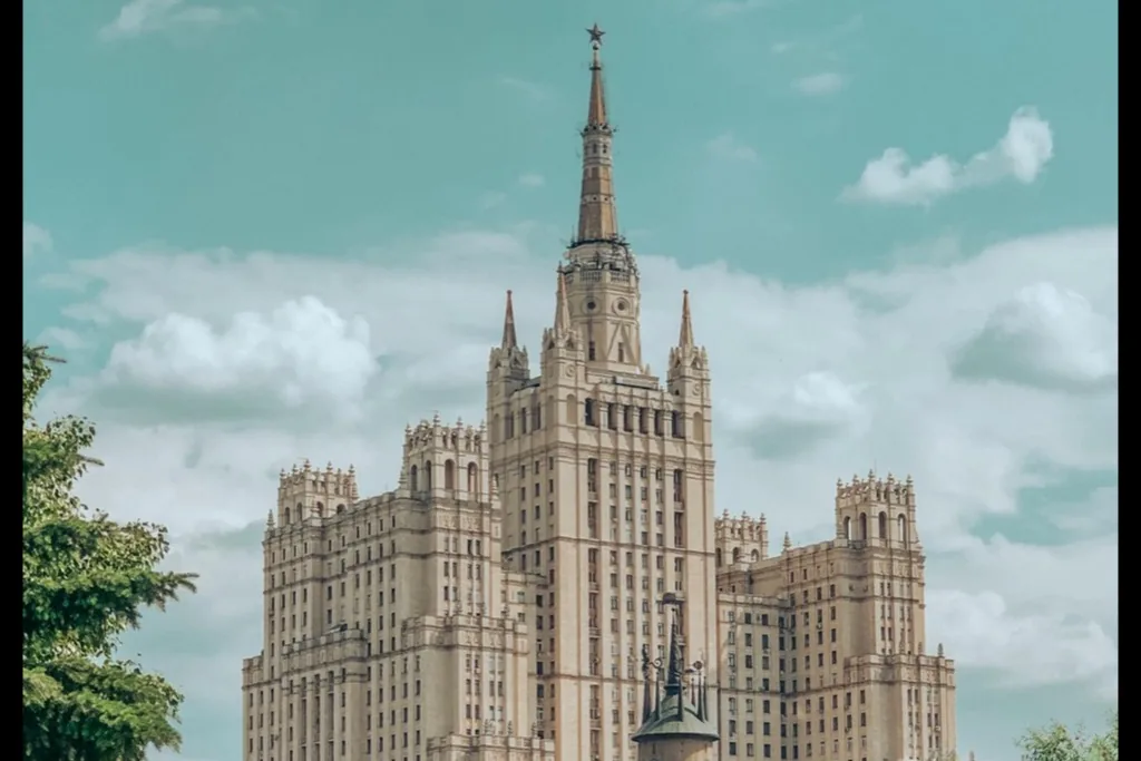 Клининг у метро Автово - сталинская застройка Кировского района
